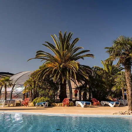 Апартаменты 144 Emplacement Confort A Et Soleil 5* Les Sables Vignier